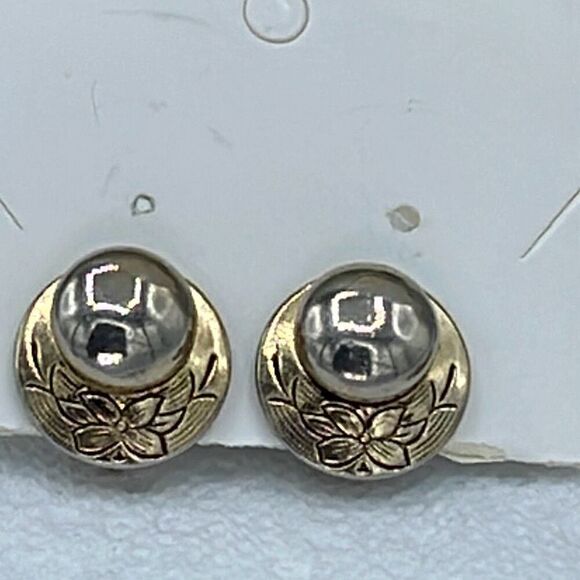 Vintage Karu ornate button style screw back earrings - Picture 2 of 9